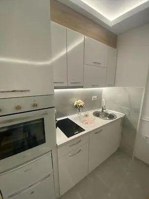 Jelena Luxury Apartment Flogita